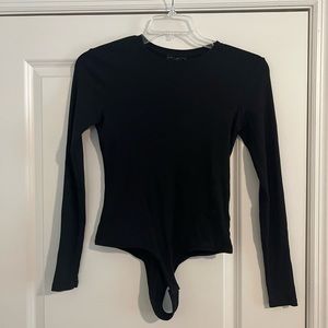 House of Harlow 1960 Long Sleeve Ribbed Bodysuit in Black. Size S (small).